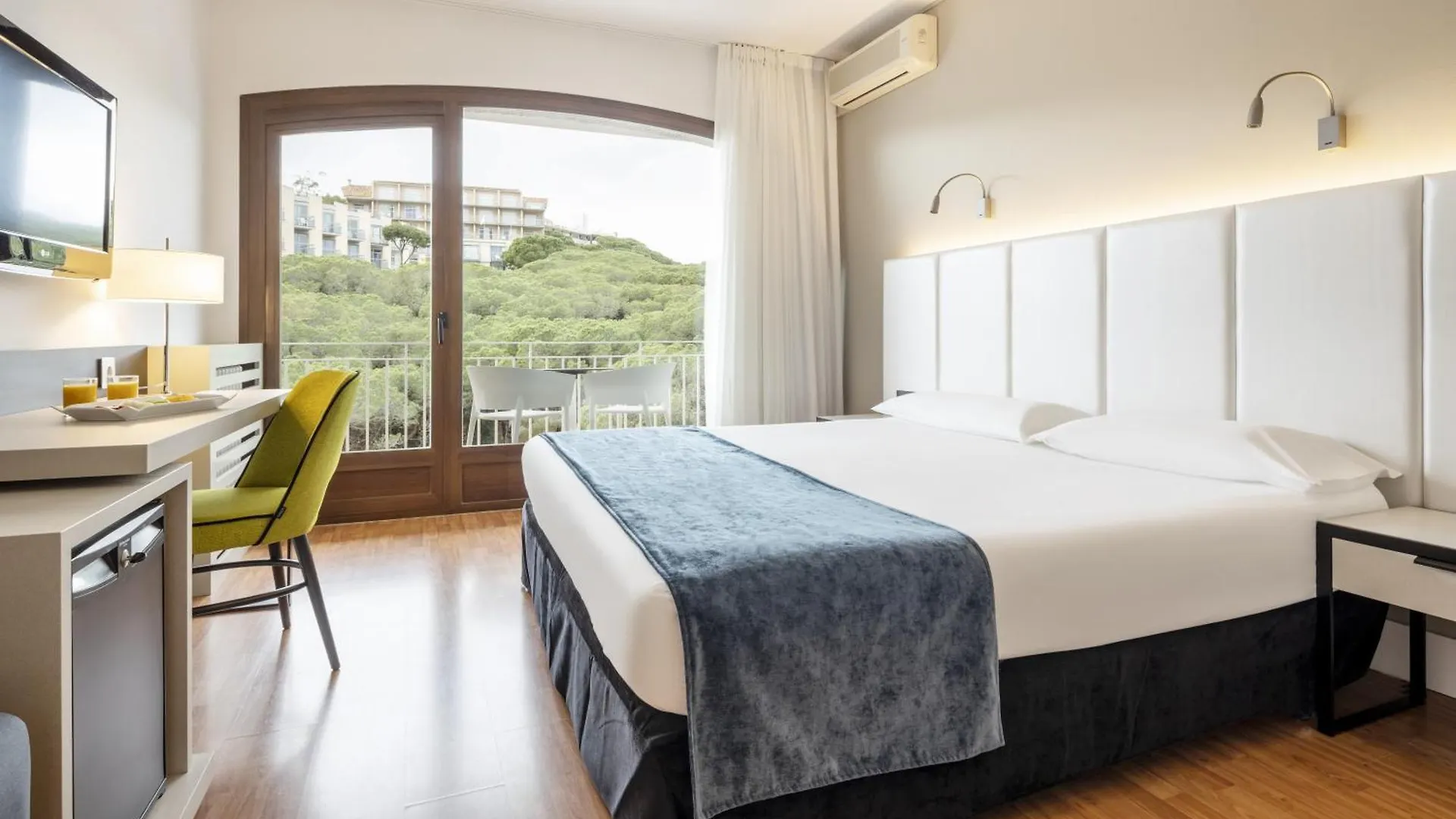 Ilunion Caleta Park Hotel Sant Feliu de Guixols