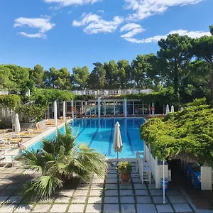 Hotel Gri-mar
