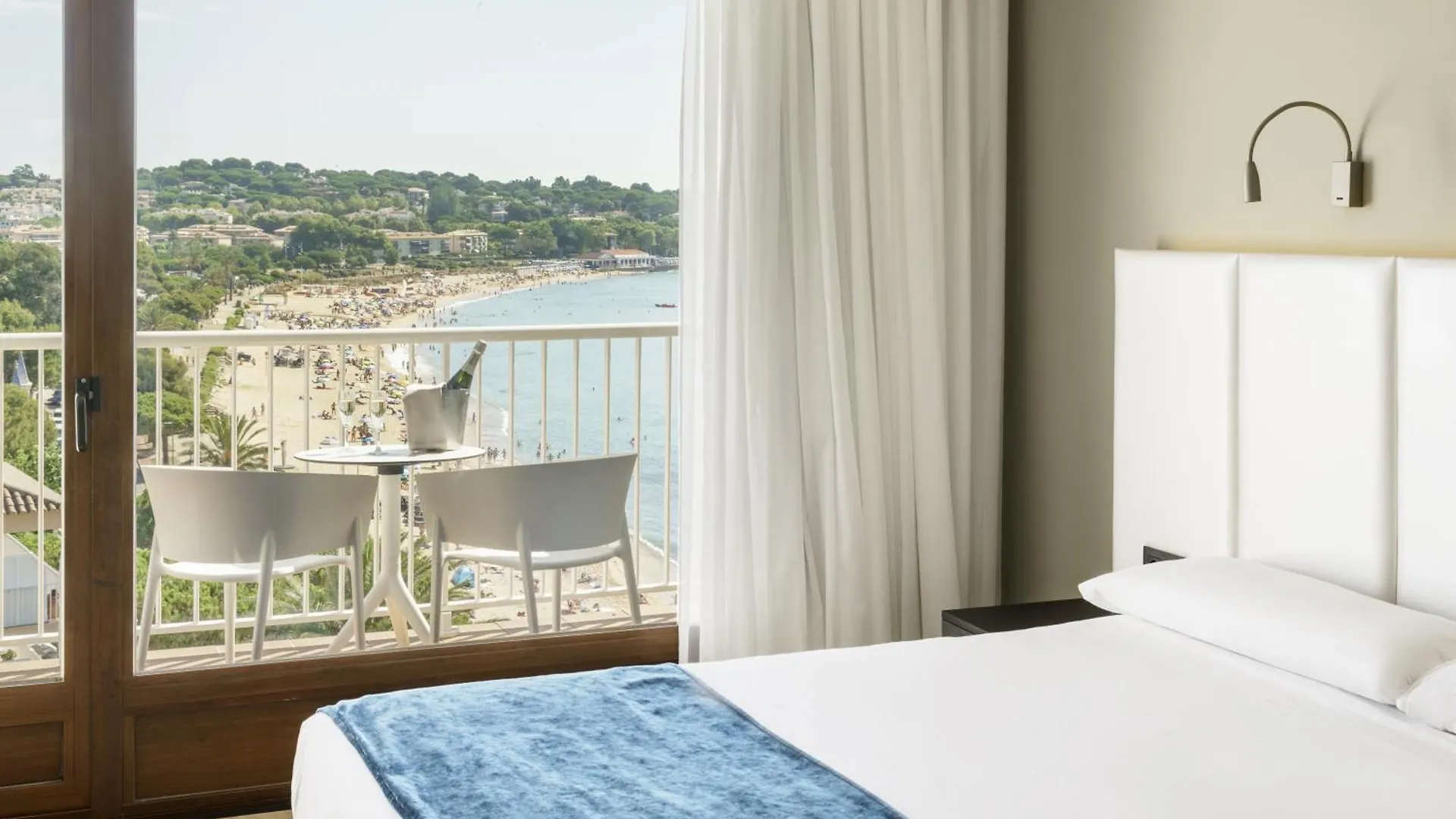 Ilunion Caleta Park Otel Sant Feliu de Guíxols 4*,  İspanya