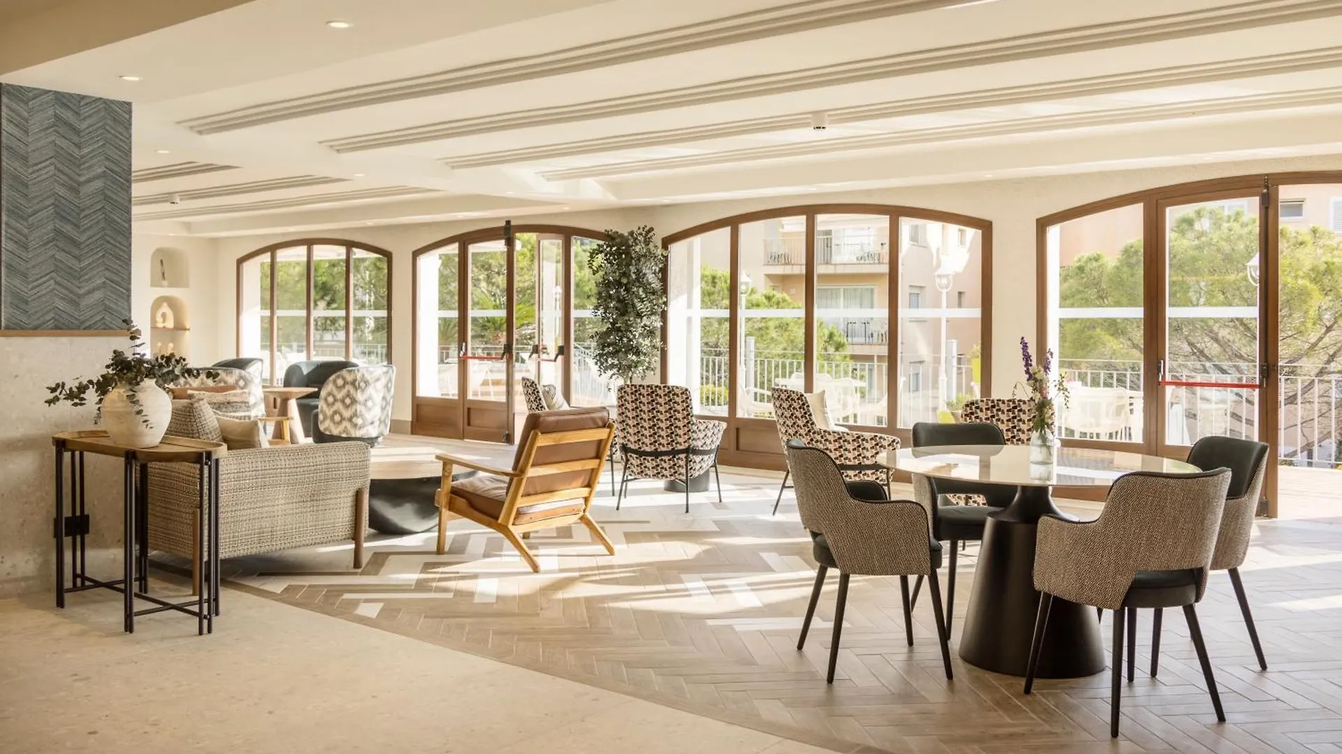 Ilunion Caleta Park Hotel Sant Feliu de Guixols 4*,